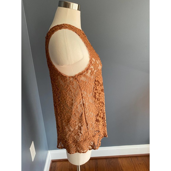 Brown sheer lace tank top - Picture 2 of 7